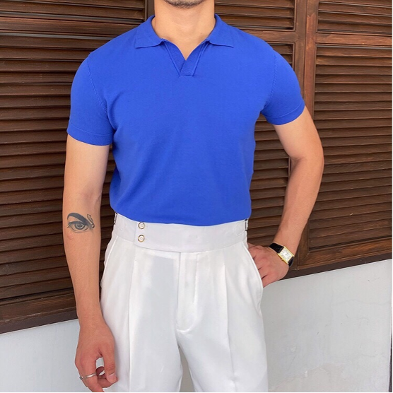 OLD MONEY Poloshirt mit V-Kragen